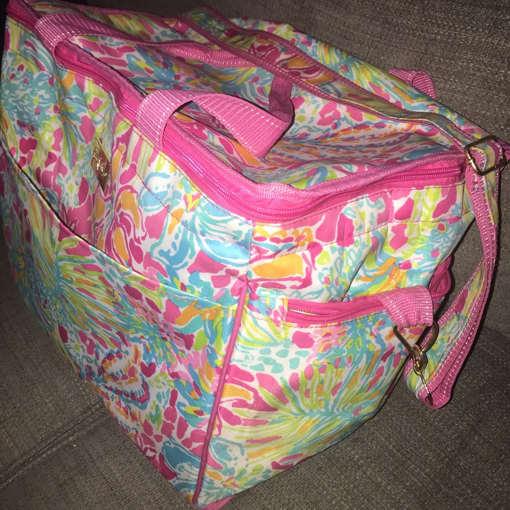 Large Lily Pulitzer cooler tote